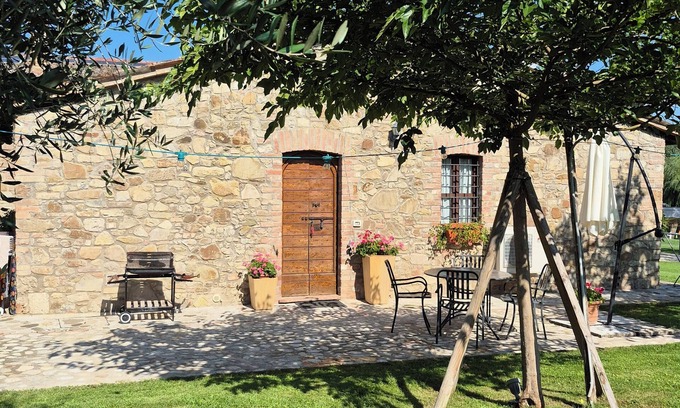 Pian di San Martino House | Agriturismo Case Corboli Villetta Rufino