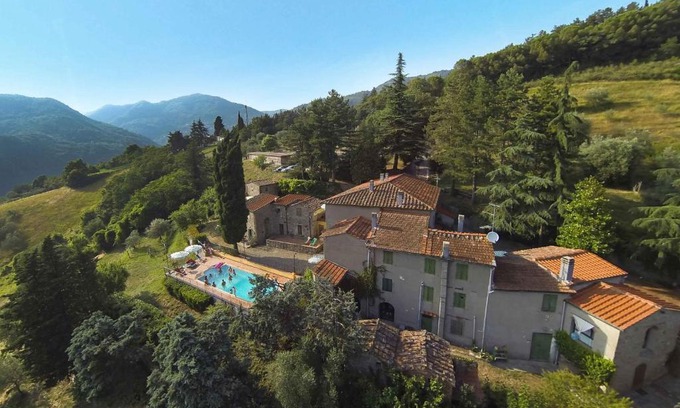 Vernio House | Agriturismo Corboli