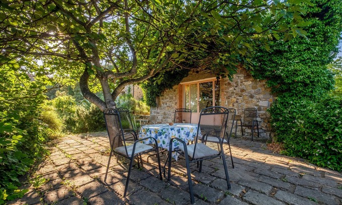 Scansano Other | Agriturismo 'Stella Sud Podere Carbone' with Terrace & Wi-Fi