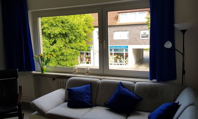 Ahrensburg Apartment | Ahrensburg center, 3 room apartment, 5 sleeping places