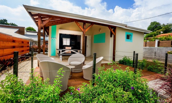 Sainte-Anne Cottage | - AIGUE-MARINE -