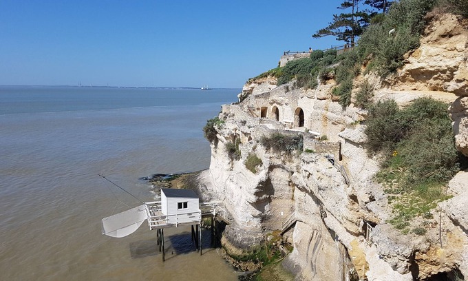 Meschers-sur-Gironde House | Air-conditioned mobile home, 3 * campsite with swimming pool, near beaches /town center