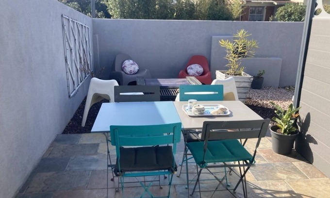 Lunel Apartment | Air-conditioned, fully renovated duplex with private terrace