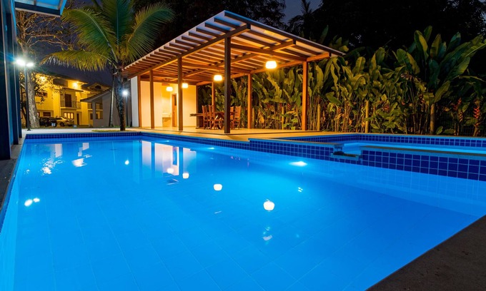 Cabore House | Air-conditioned swallow loft for up to 3 people