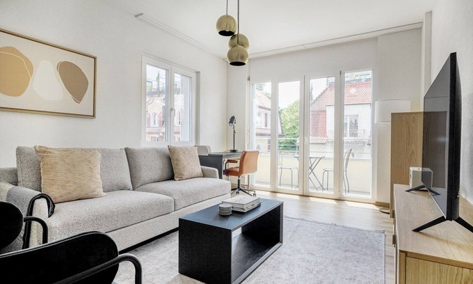 Alt-Wiedikon Apartment | Airy Wiedikon 2.5BR w/W/D & Storage Room, nr Tram, by Blueground