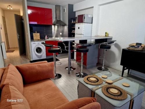 Lavaur Apartment | Aka Appart'Hotel " Le Petit Coin de Lavaur"