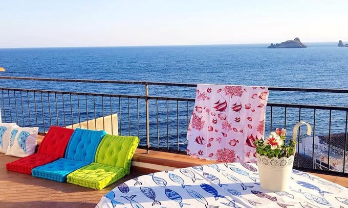 Capo Mulini House | Al Capo