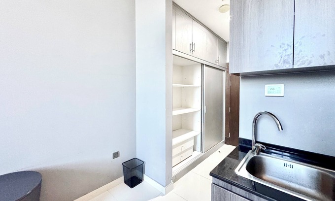 Jumeira 3 Apartment | Al Manara CLASSIC LUX Studio