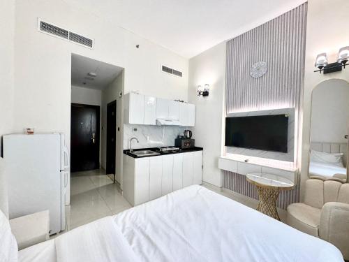 Jumeira 3 Apartment | Al Manara Premium Cozy Studio