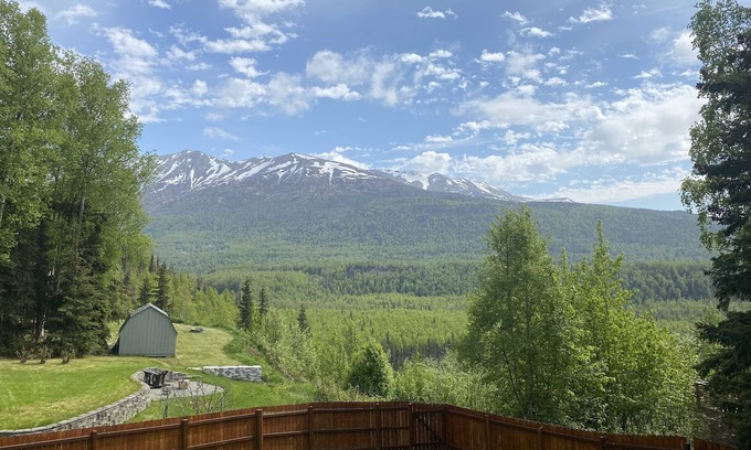Eagle River House | Alaska Dream Vacation in Eagle River