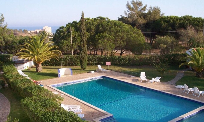 Albardeira Apartment | Albardeira Apartments, Meia Praia Lagos,luxury ground flr apart + free Wi-Fi+AL