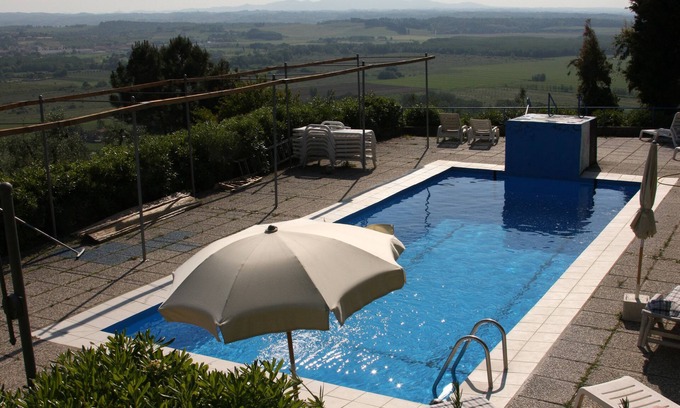 Forcoli Hotel | Albergo Montechiari