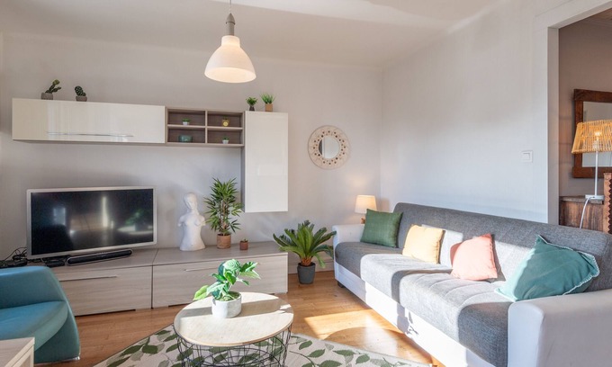 Annecy Old Town Apartment | ALBIGNY IMPERIAL - Confortable flat near the lake