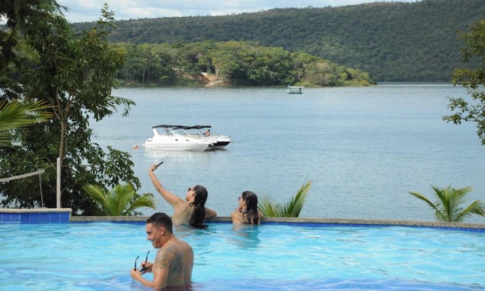 Caldas Novas Apartment | Aldeia do Lago C104- Churrasqueira, bebidas liberadas nas piscinas, internet no ap, rampa no lago, pesqueiro, carregador carro elétrico