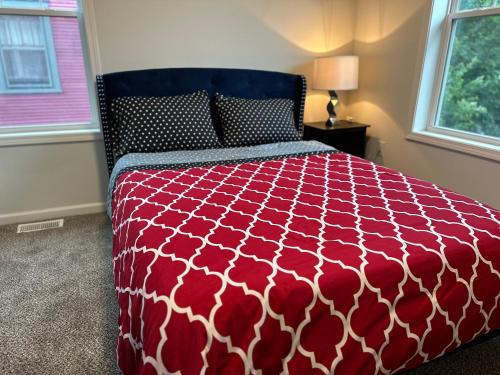 Lowry Hill East House | Aldrich Oasis