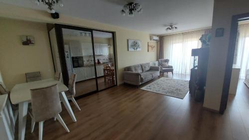 Tirgu Mures Apartment | Alex Studio