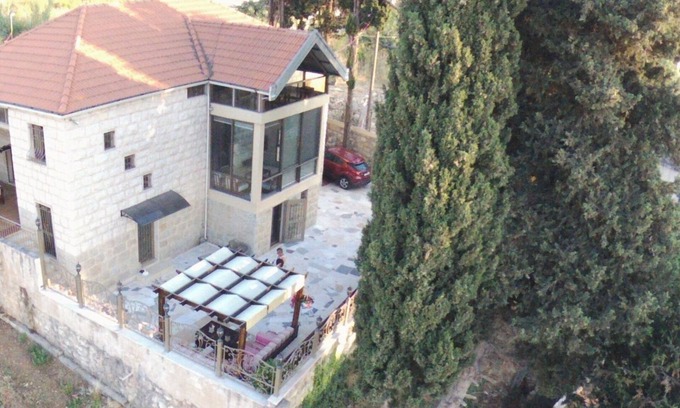 Aley House | Aley Maison des Couleurs - Artistic home in Aley's heart