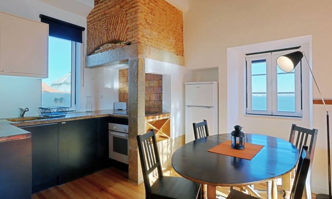 Alfama Apartment | Alfama, charming attic Terrace with river view - Lisboa vida boa 1