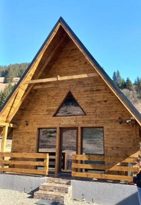 Comiat Ski Chalet | ALI HOUSE