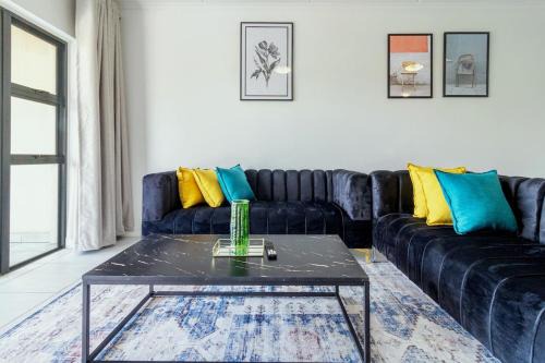 Kareeberg Apartment | #AlimamaSpaces Edith's Villa