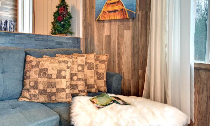 Riviere-Rouge Ski Chalet | Alison A Romantic Getaway With Private Hot Tub