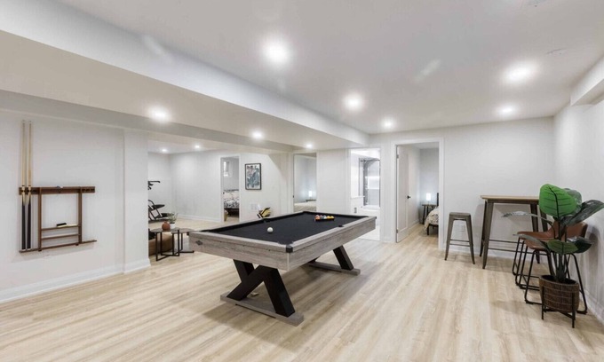 Huntsville Cottage | All Season Muskoka Cottage*HotTub*Sauna*Beach*BBQ