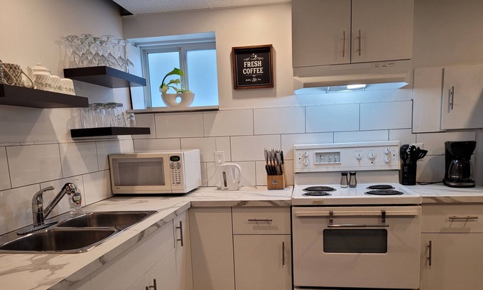 Prince George House | All Star Sports Stay!