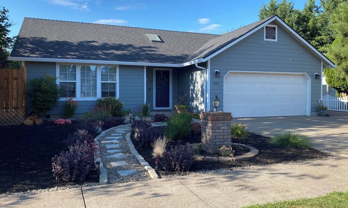 Central Oregon House | All the comforts of home!