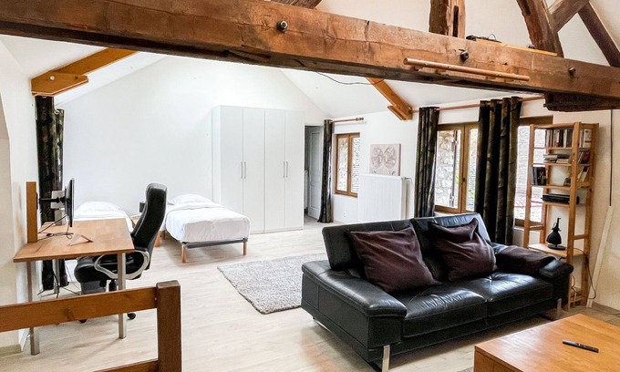 Giverny Villa | Alla Prima - Giverny