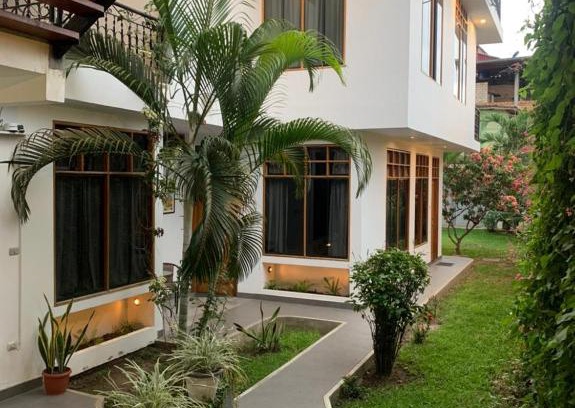 Morales House | Alojamiento Familiar Custodia