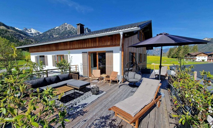 Vils Ski Chalet | Alpenchalet-Vils.tirol - Chalet Glückszeit *S - 70 m², sauna & roof terrace