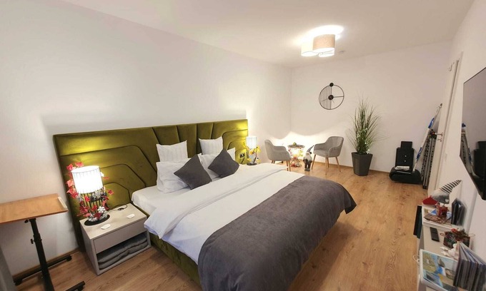 Brasov Apartment | ALPHAVILLE ARENA SKY VIEW - adults only