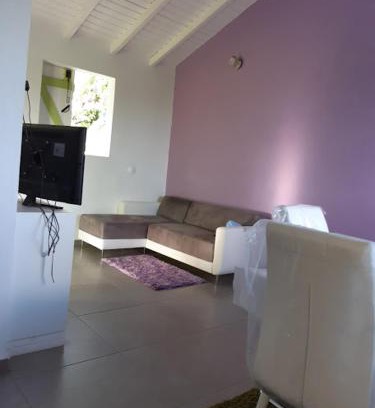 Ste-Genevieve Apartment | Alpinia