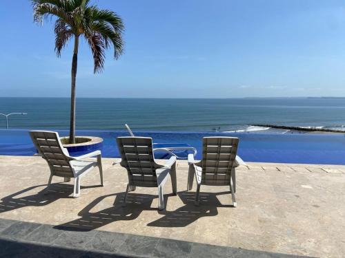 El Cabrero Apartment | Alta mar Beach front Luxury Apartment