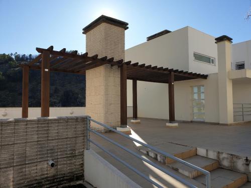 Covilha Apartment | Altavista Penthouse T2