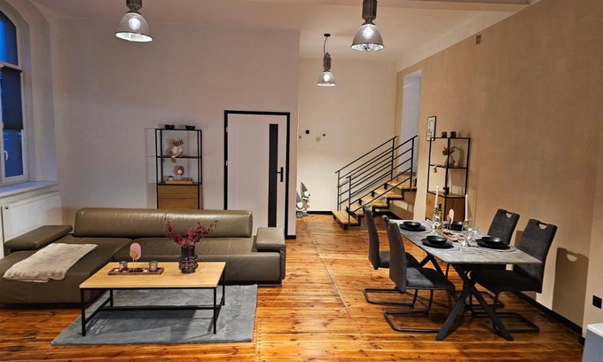 Piensk Apartment | Alte Schule