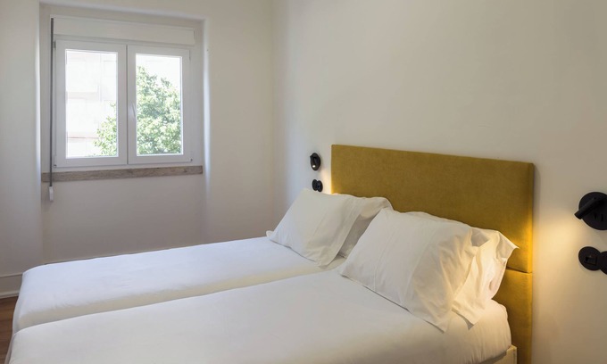 Falca Apartment | Alvalade 58 - Charming 2 Bedroom Apartment Near the Airport and City Center