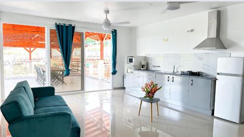 Jabrun Apartment | Améthyste: Appartement 8 personnes dans un domaine calme et verdoyant