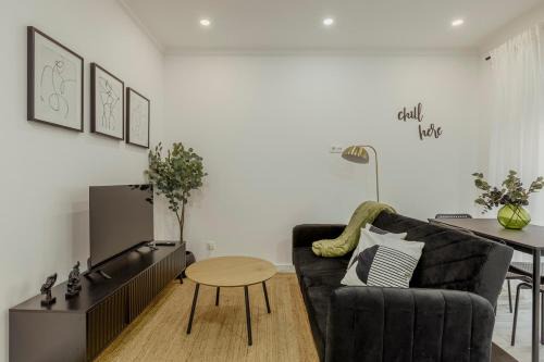 Mina Apartment | Amadora Flat 5