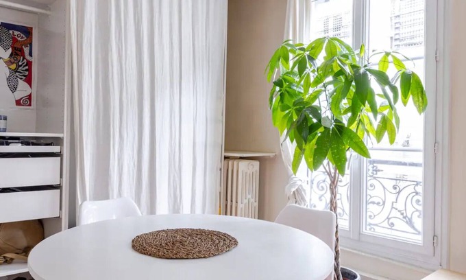 Faubourg-du-Roule Apartment | Amazing 1 bedroom near Champs Élysées and Étoile