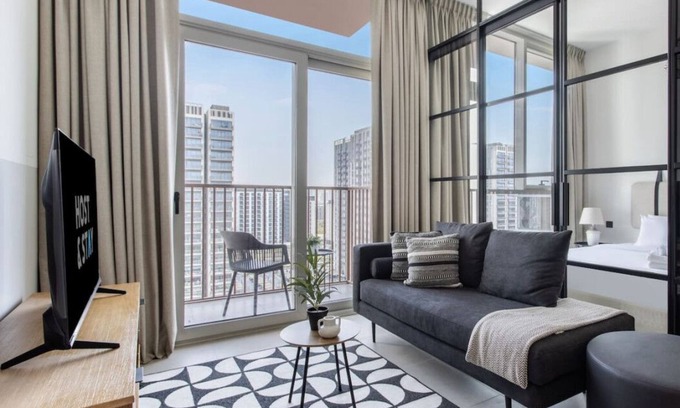 Dubai Apartment | Amazing 1BR in Collective2, Dubai Hills