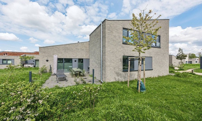 Lembruch House | Amazing home in Lembruch/Dümmer See