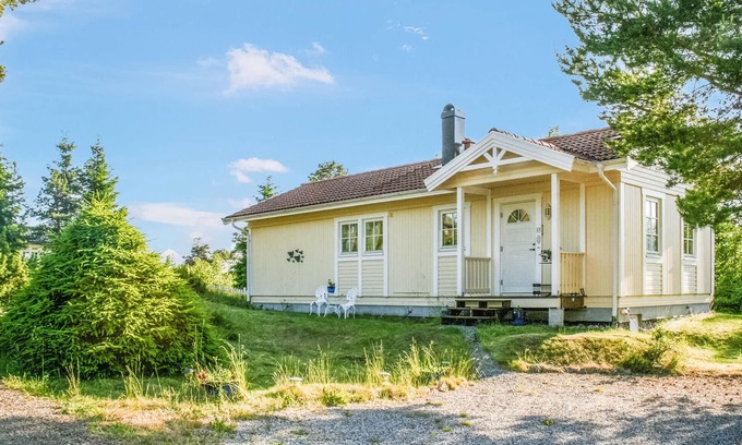 Drobak House | Amazing home in Drøbak with kitchen