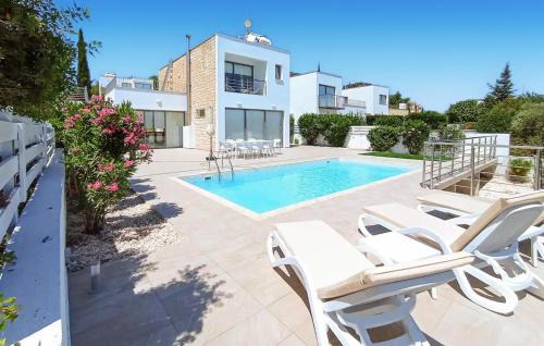Miliou House | Amazing Home In Miliou-Paphos With Wifi
