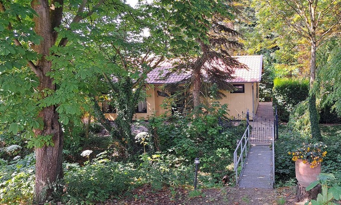 Sint-Annaland House | Amazing home in Sint Annaland with WiFi