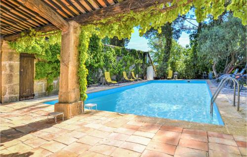 Sernhac House | Amazing Home In Sernhac With Wifi