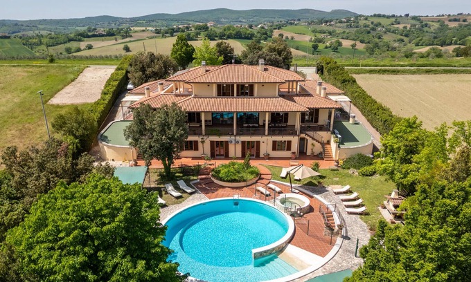 Gualdo Cattaneo House | Amazing home in Gualdo Cattaneo (PG)