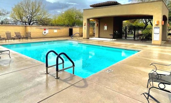 Flowing Well Neighborhood House | Amazing home with community pool. Walking distance to river walk