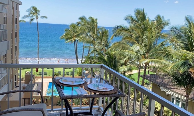 Kihei Condo | AMAZING HOTEL ZONED BEACH FRONT CONDO ON SUGAR BEACH. RESERVE WITH CONFIDENCE!