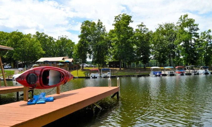 Hot Springs Village House | Amazing Lakefront Getaway